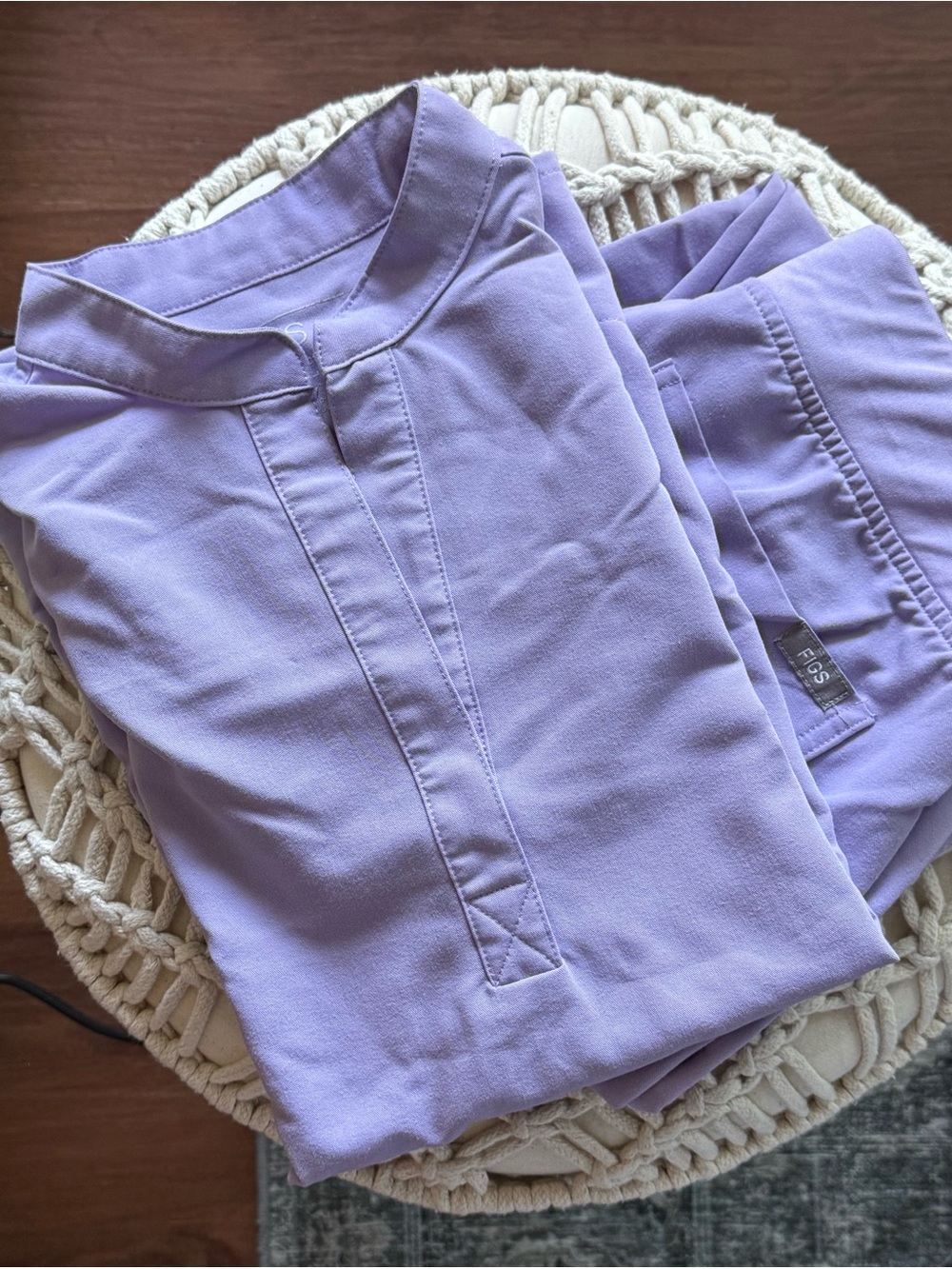 Figs Women’s Lavender Scrub Set